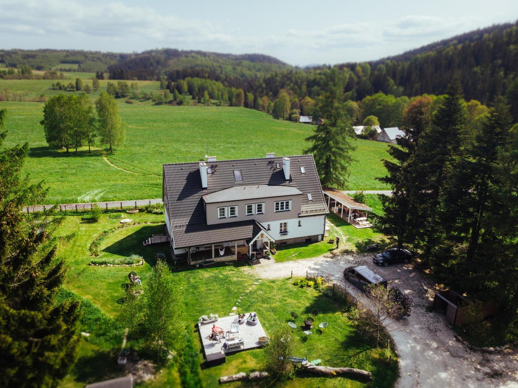Trzy Morza - Apartamenty Pod Gora "Trojmorski Wierch" Sudety Jodlow  Esterno foto